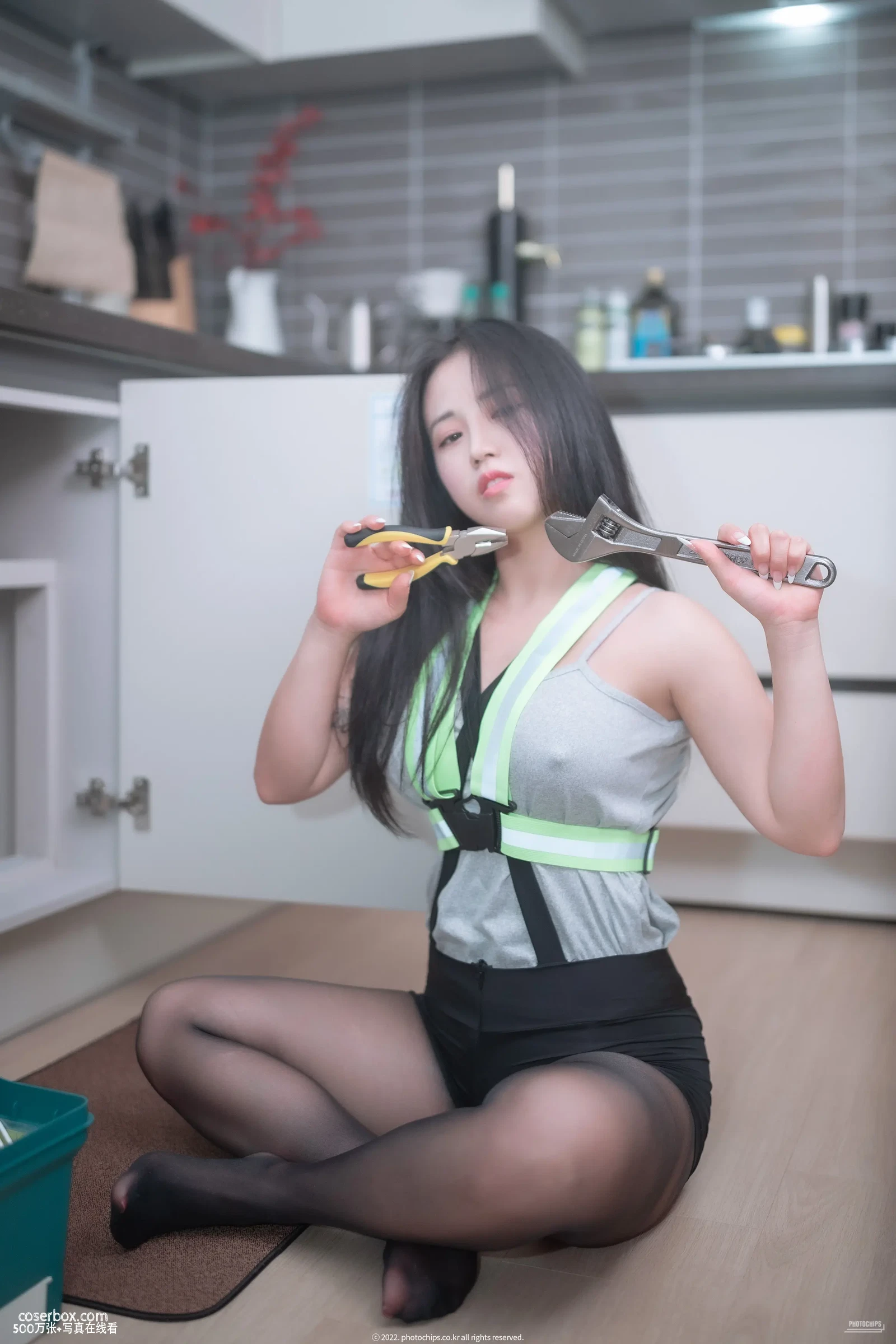 LeeheeExpress 2025.03.29 Dami 修理工 [84P-120.46 MB] - 在线看可下载原图