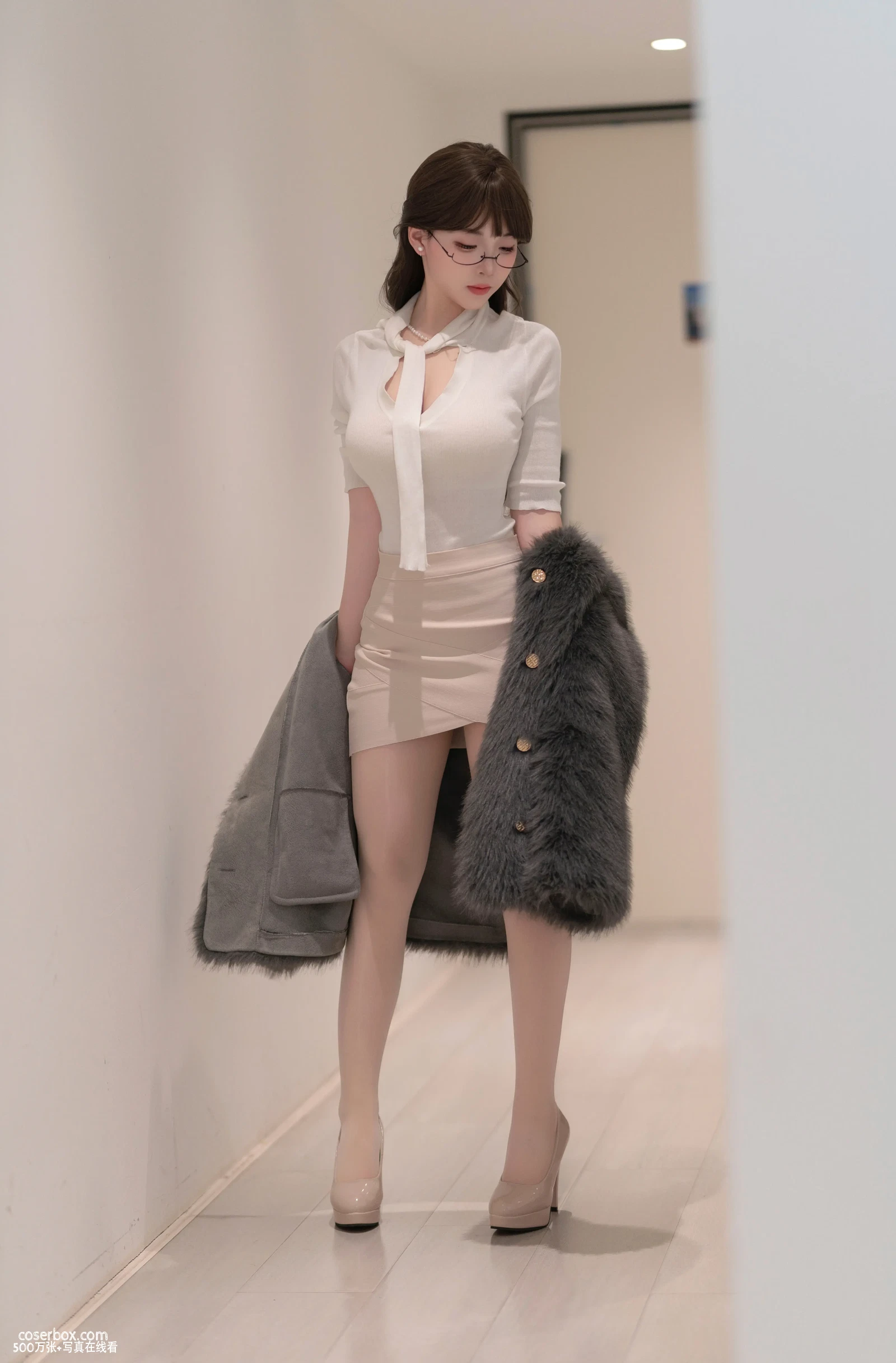 Bangni邦尼 2025.04.10 触手来袭 - 在线看可下载原图