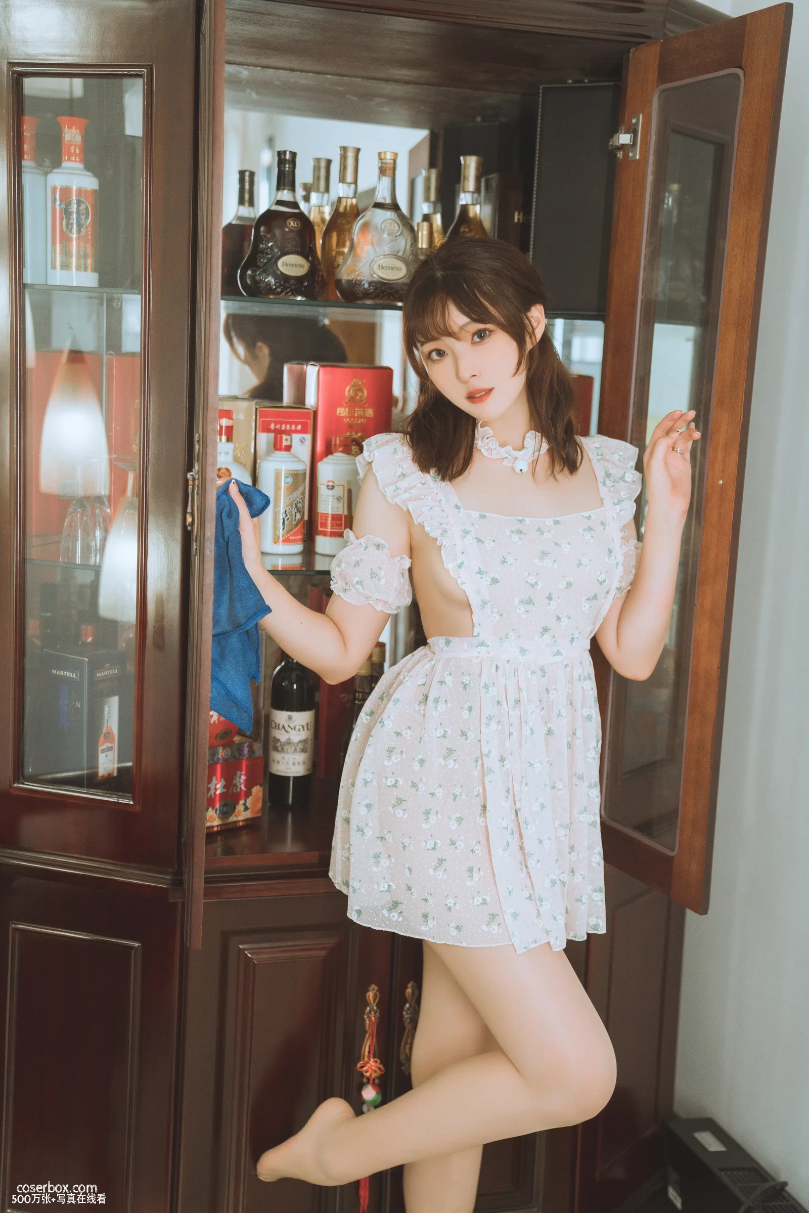 Natsuko夏夏子 2025.04.14 碎花围裙 - 在线看可下载原图