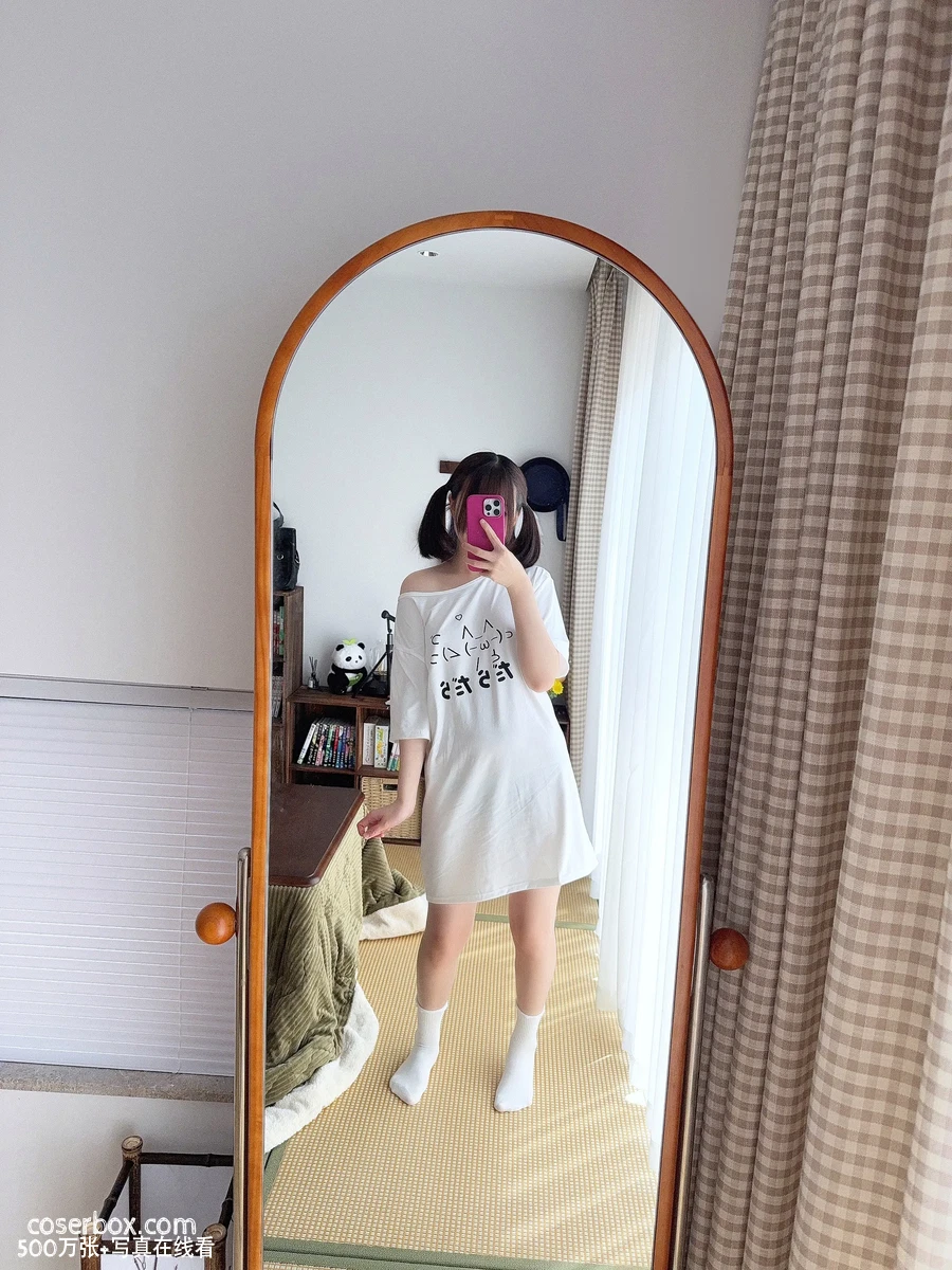 魔物喵 2025.04.12 2025年3月1000日元订阅 だらだら自撮り - 在线看可下载原图
