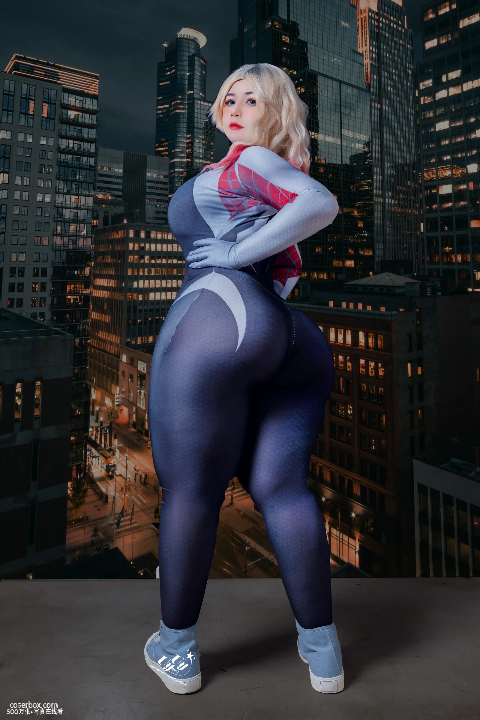 UyUy 2025.04.10 Spider Gwen - 在线看可下载原图