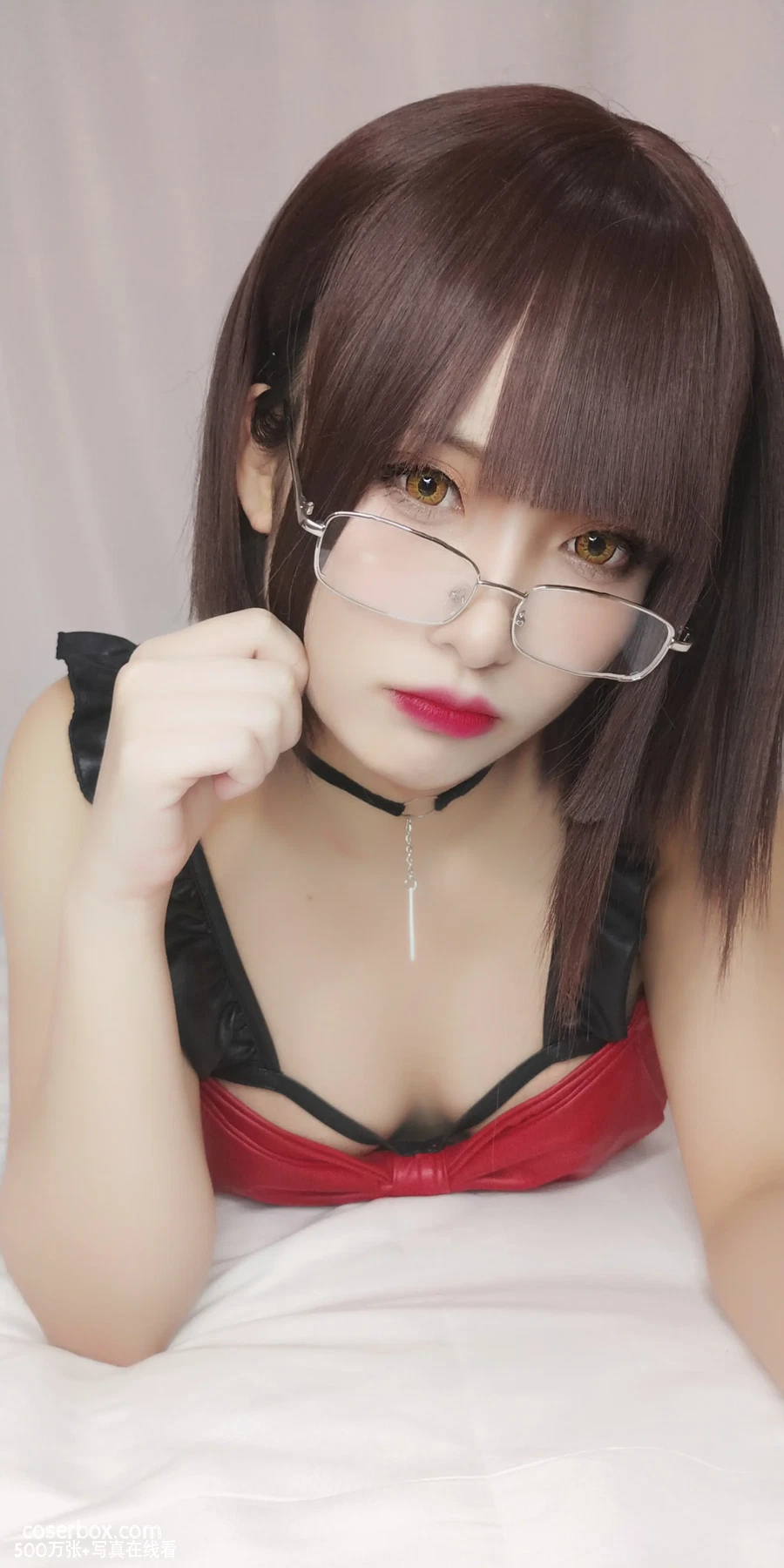 洛璃 LoLiSAMA 2025.04.08 红色蝴蝶的妹妹 - 在线看可下载原图