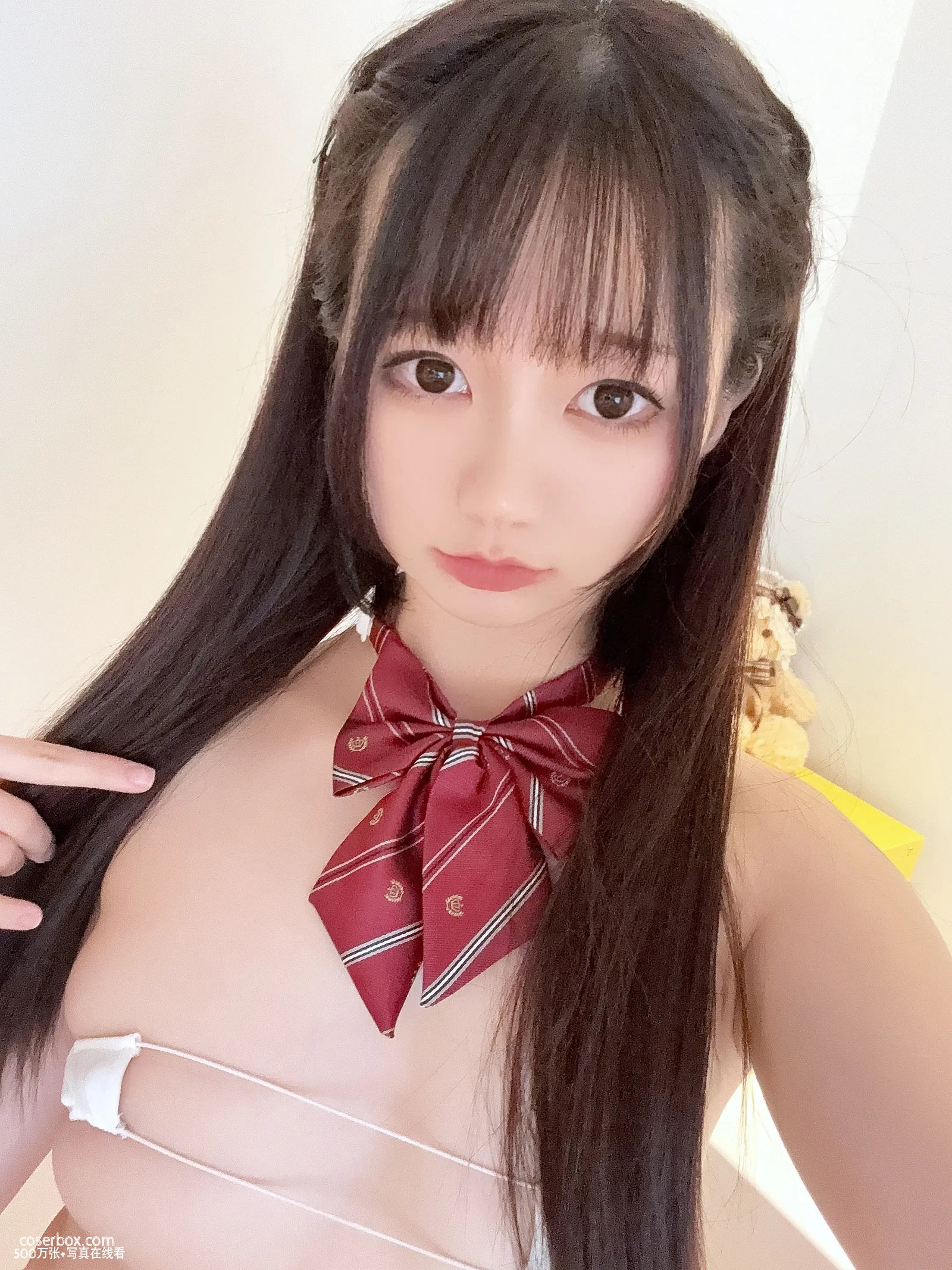 NAGISA魔物喵 2025.04.19 Fantia 2025年1月1000日元订阅 5 - 在线看可下载原图