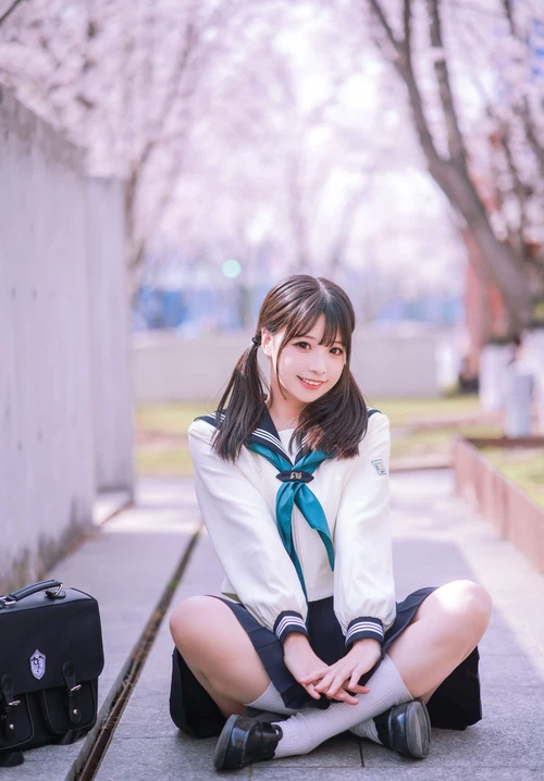 贤儿sherry 2025.04.28 樱花绽放 JK水手服 - 在线看可下载原图