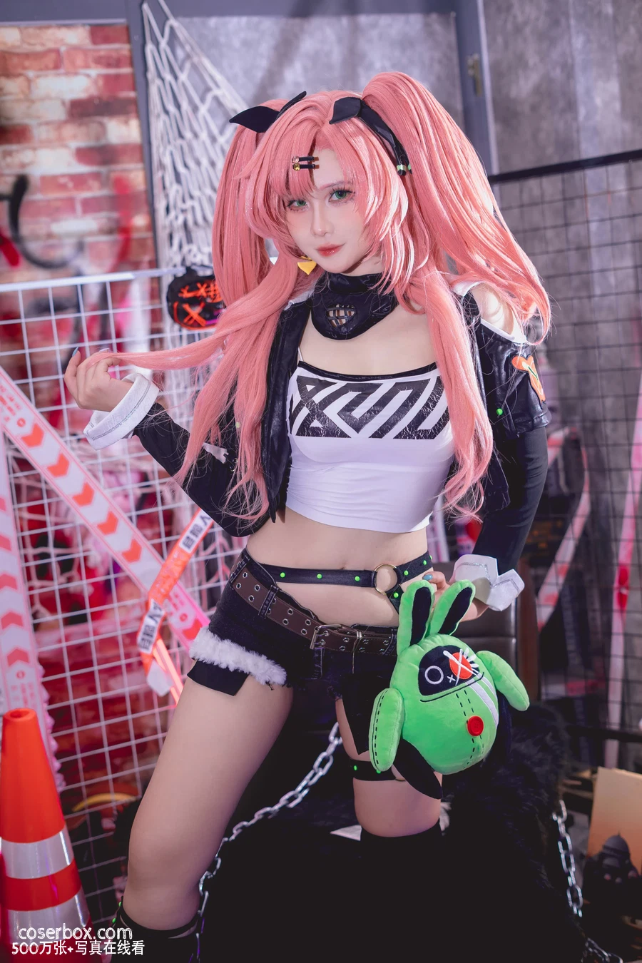 Pyon Lay 2025.05.11 Nicole Demara - 在线看可下载原图
