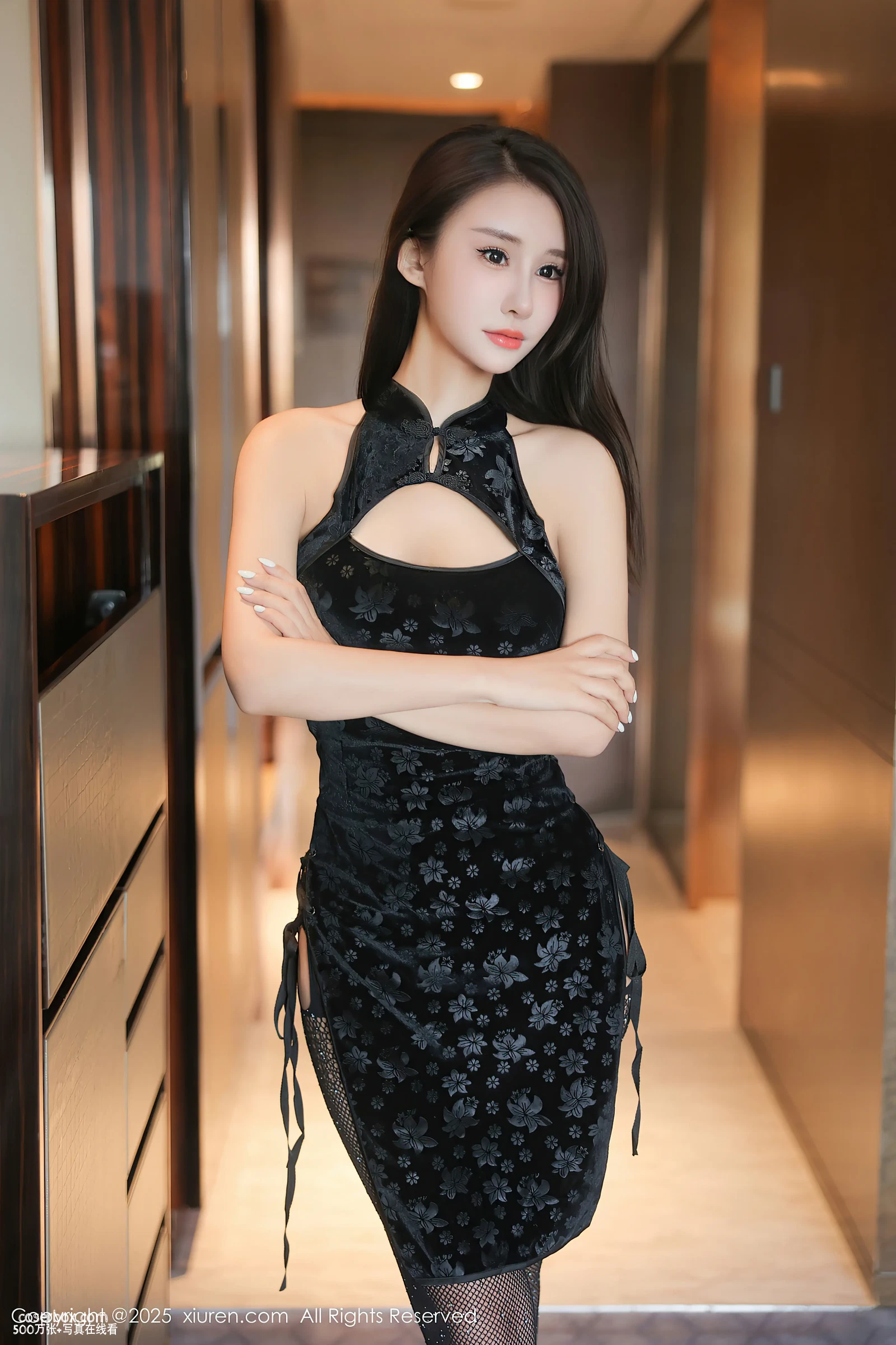 XiuRen秀人网 2025.03.10 NO.9990 艺艺yiyi [58P 652MB] - 在线看可下载原图