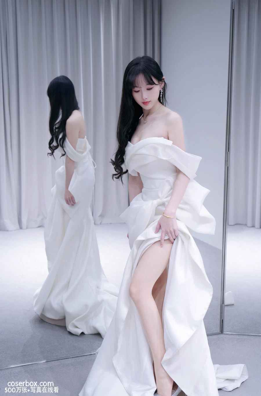 小萌子 2025.06.07 白婚纱 - 在线看可下载原图
