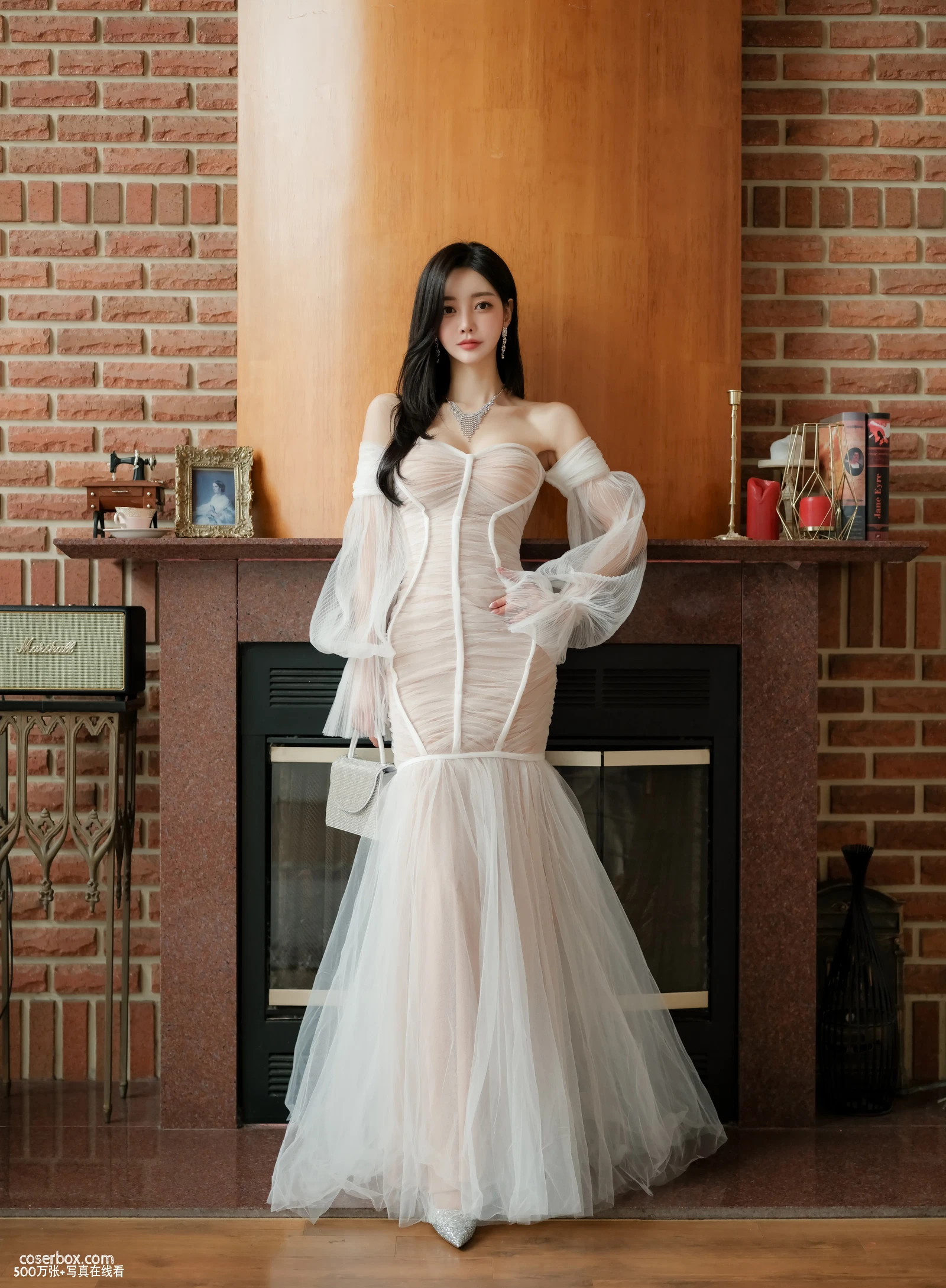 孙允珠 2025.06.26 2025春季定拍 波萨诺瓦缦纱花嫁美人鱼礼裙  - 在线看可下载原图