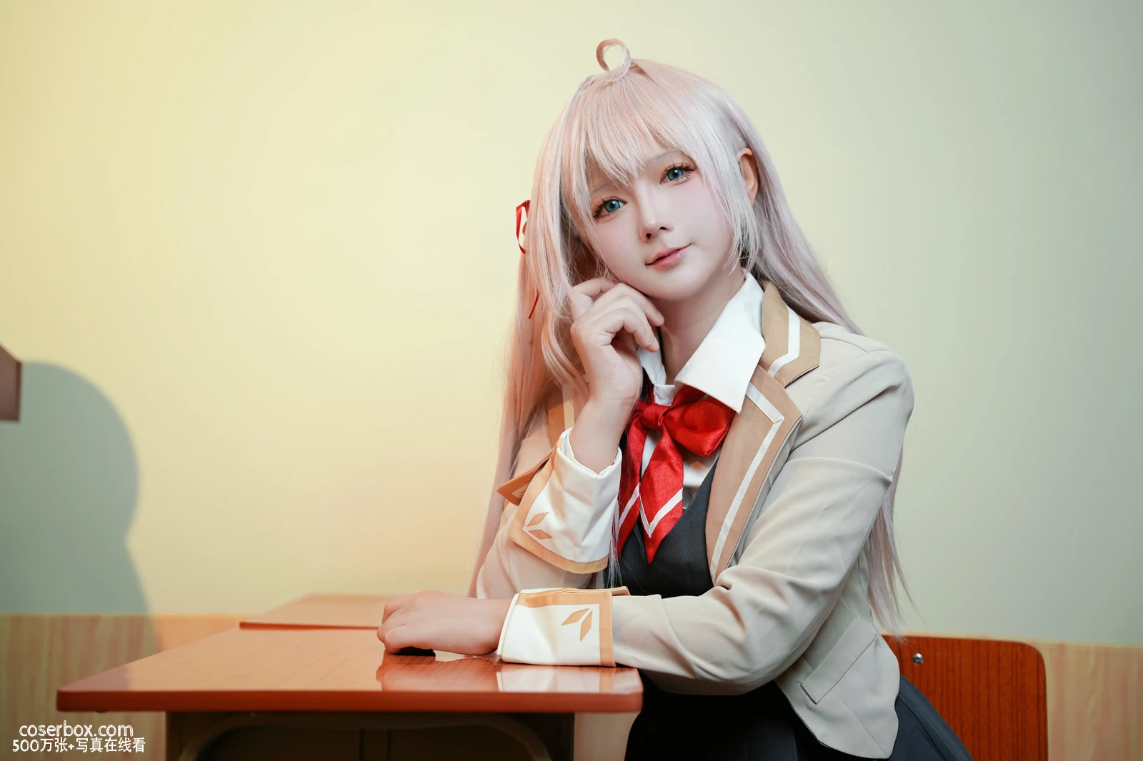 喜欢爱理吗 2025.06.24 不时以俄语轻声遮羞的邻座艾莉同学 - 在线看可下载原图