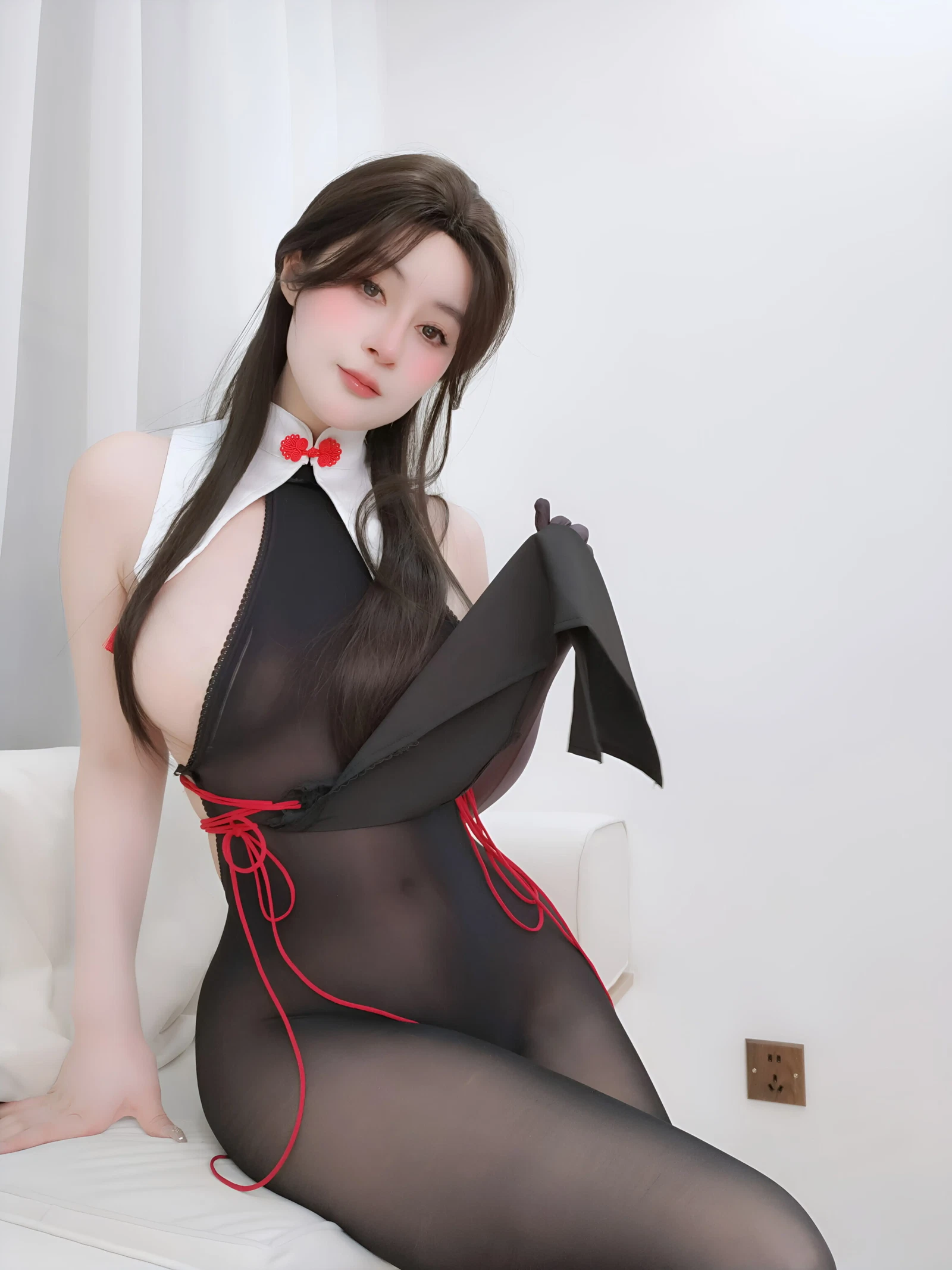 白银81 2025.07.23 25年5月会员订阅 - 在线看可下载原图