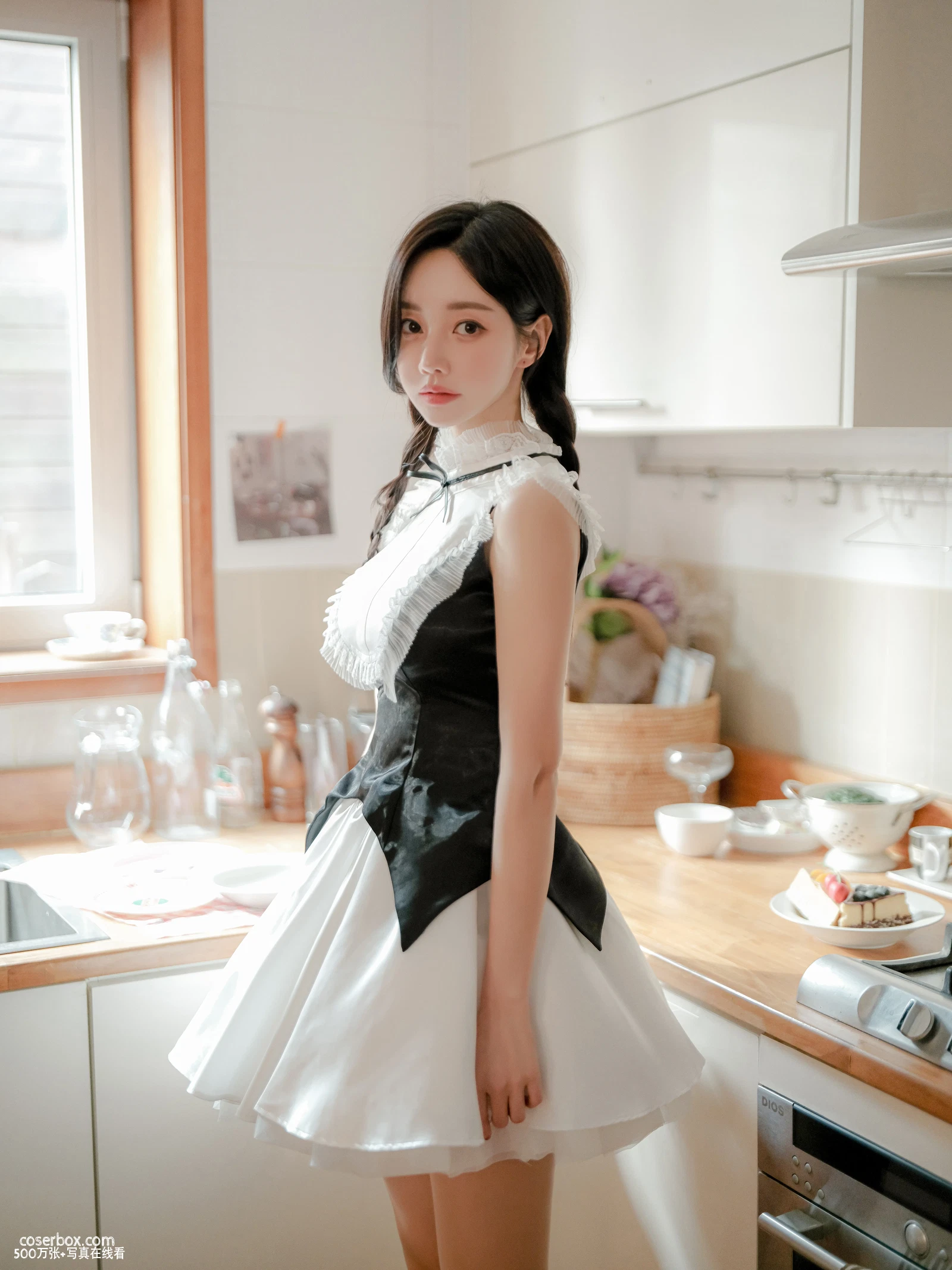 孙允珠 2025.07.28 意式熏草玫瑰凯瑟琳女仆衣裙 - 在线看可下载原图