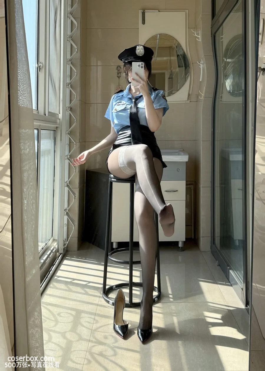 不可爱羚 2025.08.25 高价定制 女警制服 - 在线看可下载原图