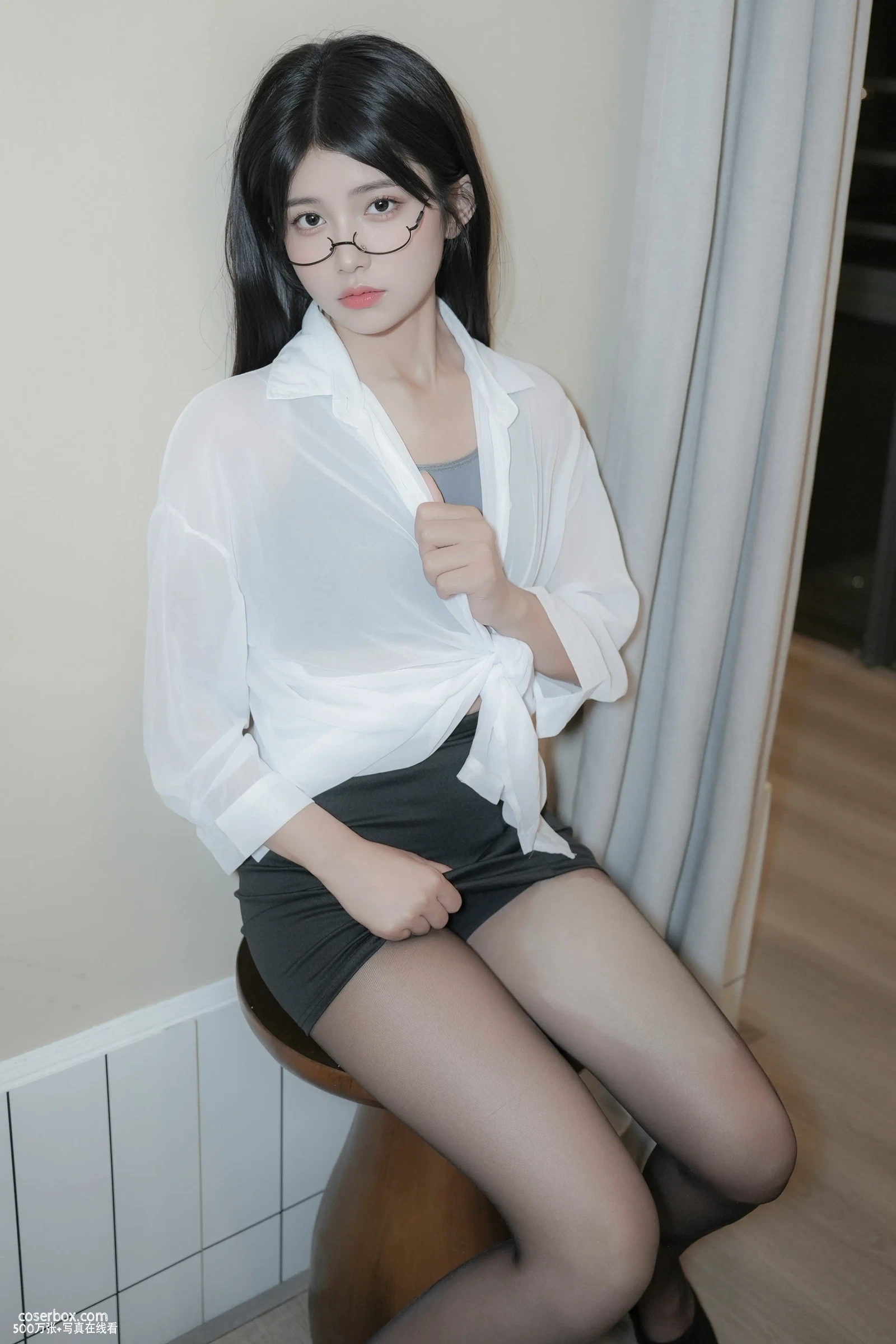 美少女 2025.09.14 内购私拍 黑丝 - 在线看可下载原图