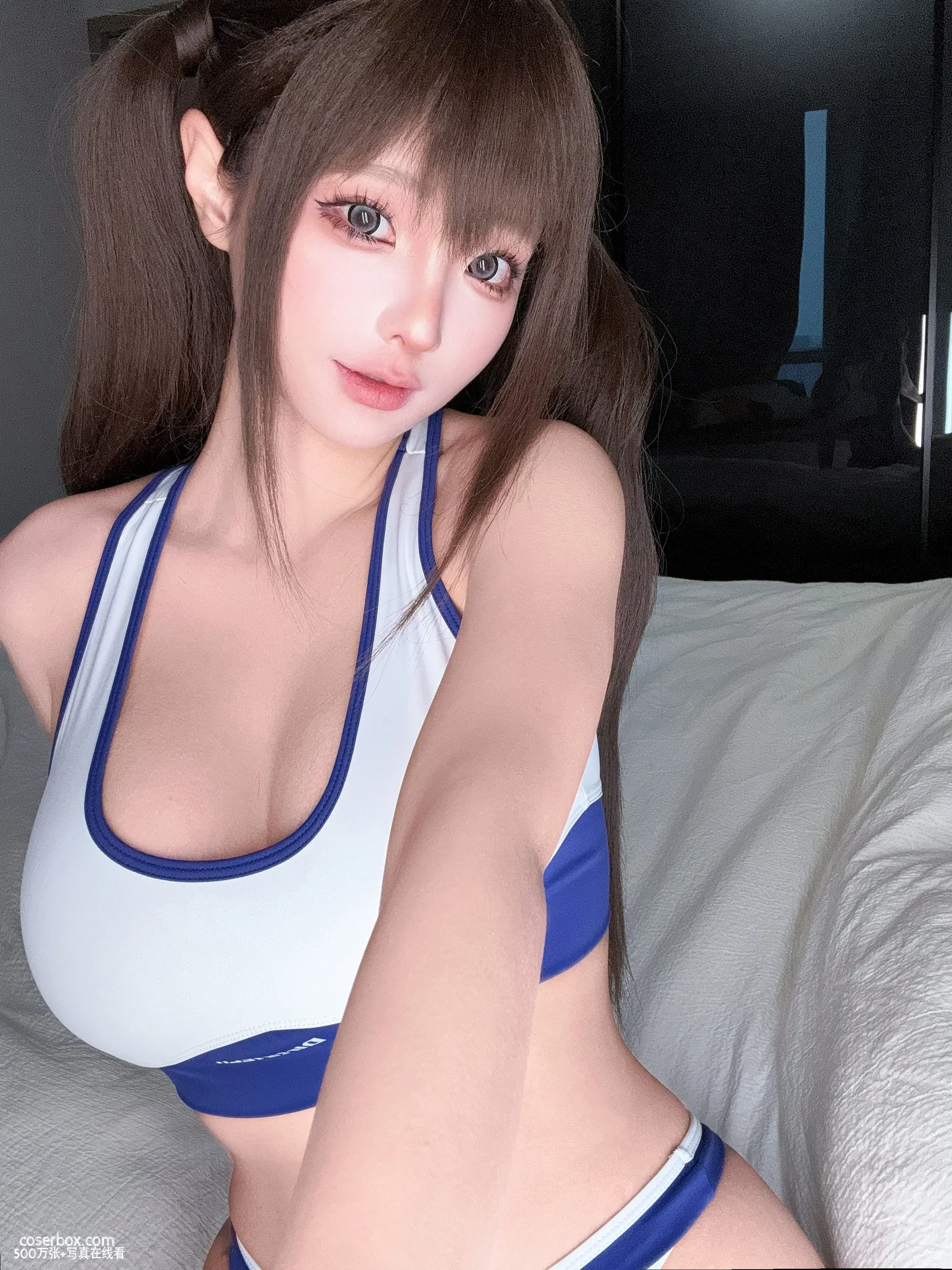 蠢沫沫 2025.09.18 25年5月自拍 (5套)  - 在线看可下载原图