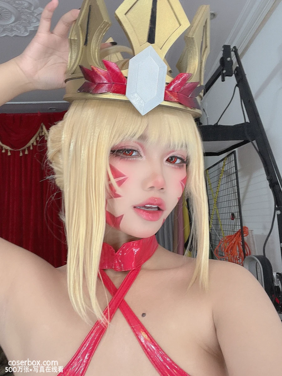 Aiko 2025.09.21 Queen Draco 德拉科所多玛值兽 女王 - 在线看可下载原图