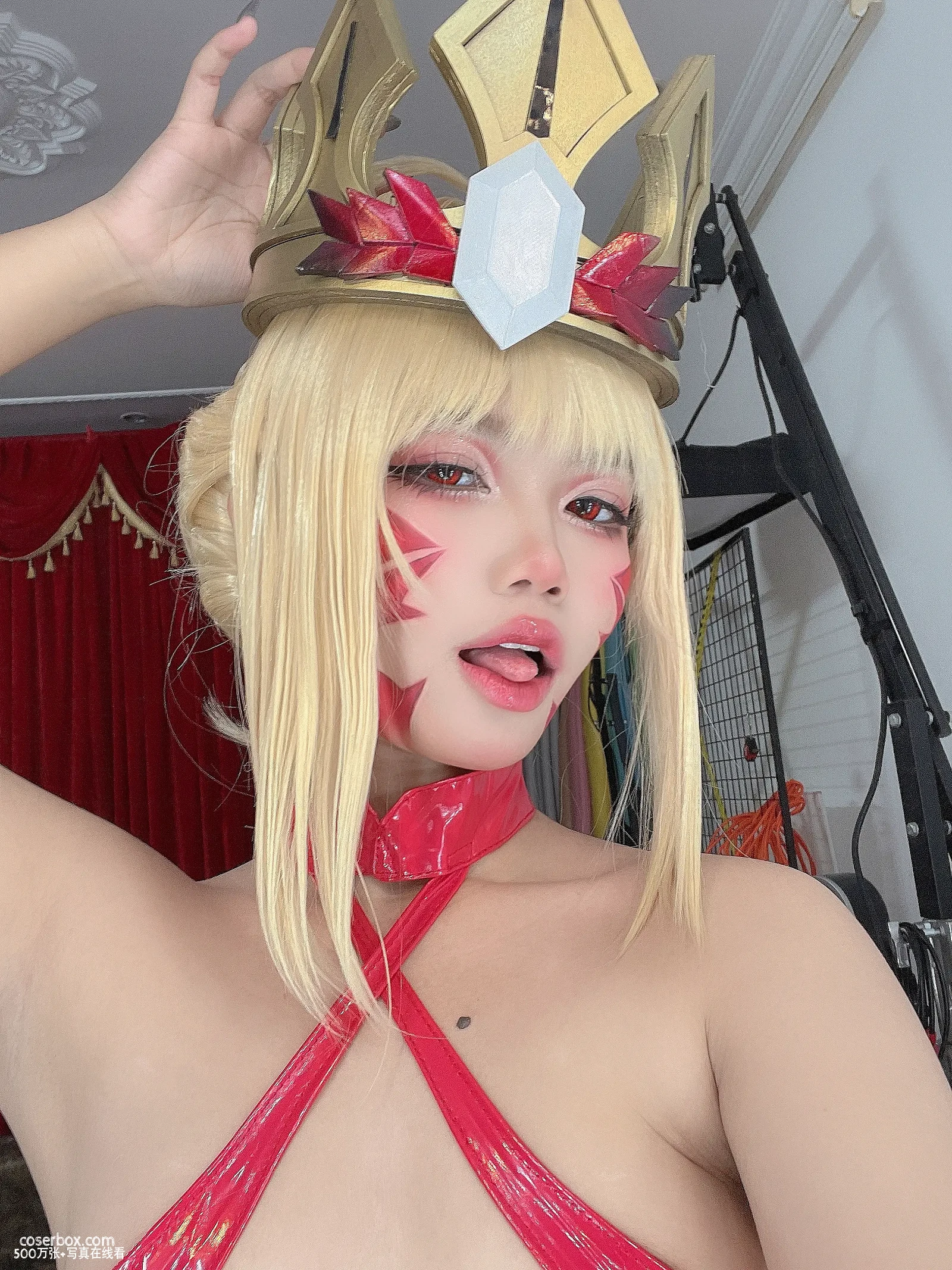 Aiko 2025.09.21 Queen Draco 德拉科所多玛值兽 女王 - 在线看可下载原图