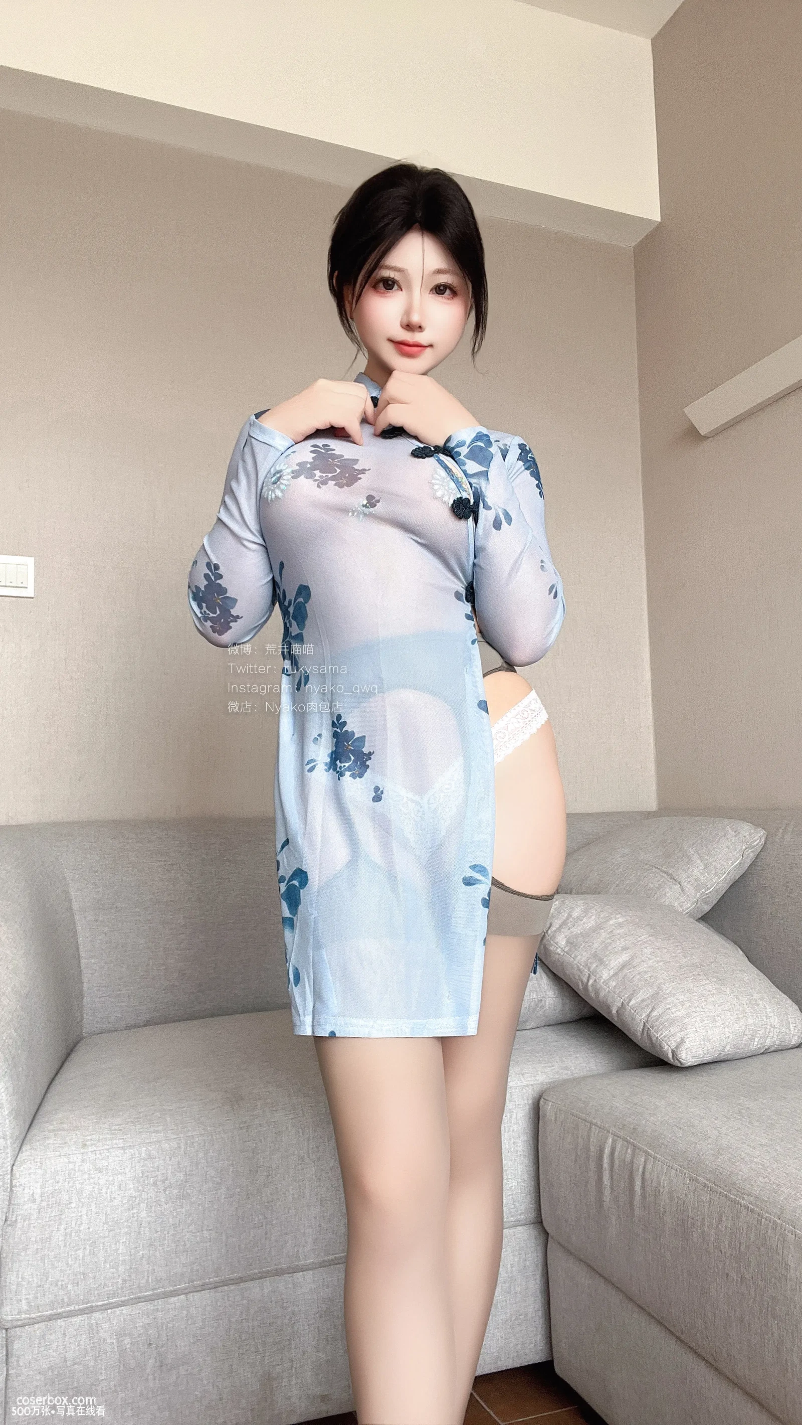 Nyako喵子 2025.09.23 自撮り31 灰丝旗袍 - 在线看可下载原图