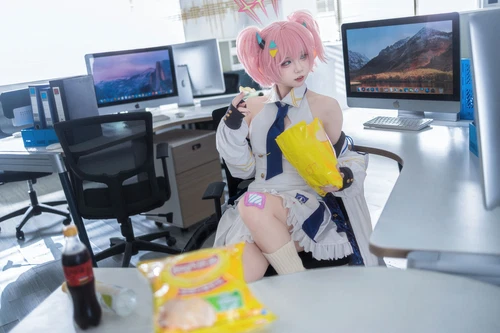 纸悦Etsu_ko 2025.10.23 桃香 - 在线看可下载原图