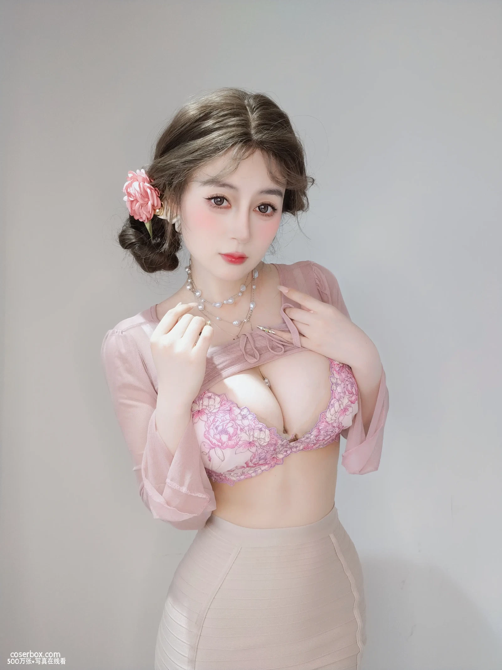 白银81 2025.10.25 Fantia 24年12月会员合集15套 - 在线看可下载原图
