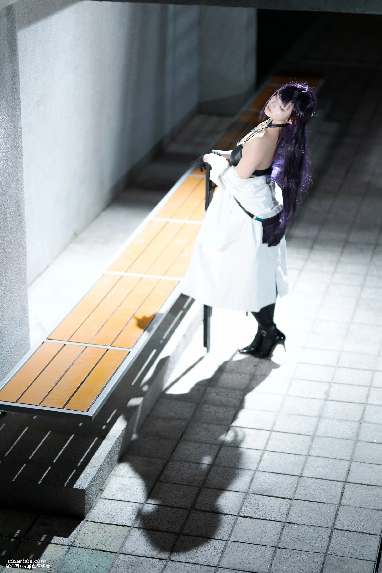 露Mercurius-i 2025.11.02 米哈拉公式 - 在线看可下载原图