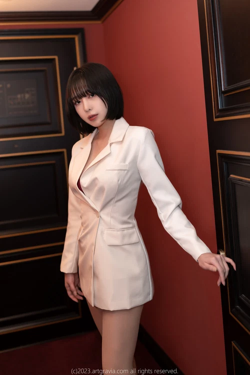 ArtGravia 2025.11.04 Vol.532 Parkhaag - 在线看可下载原图