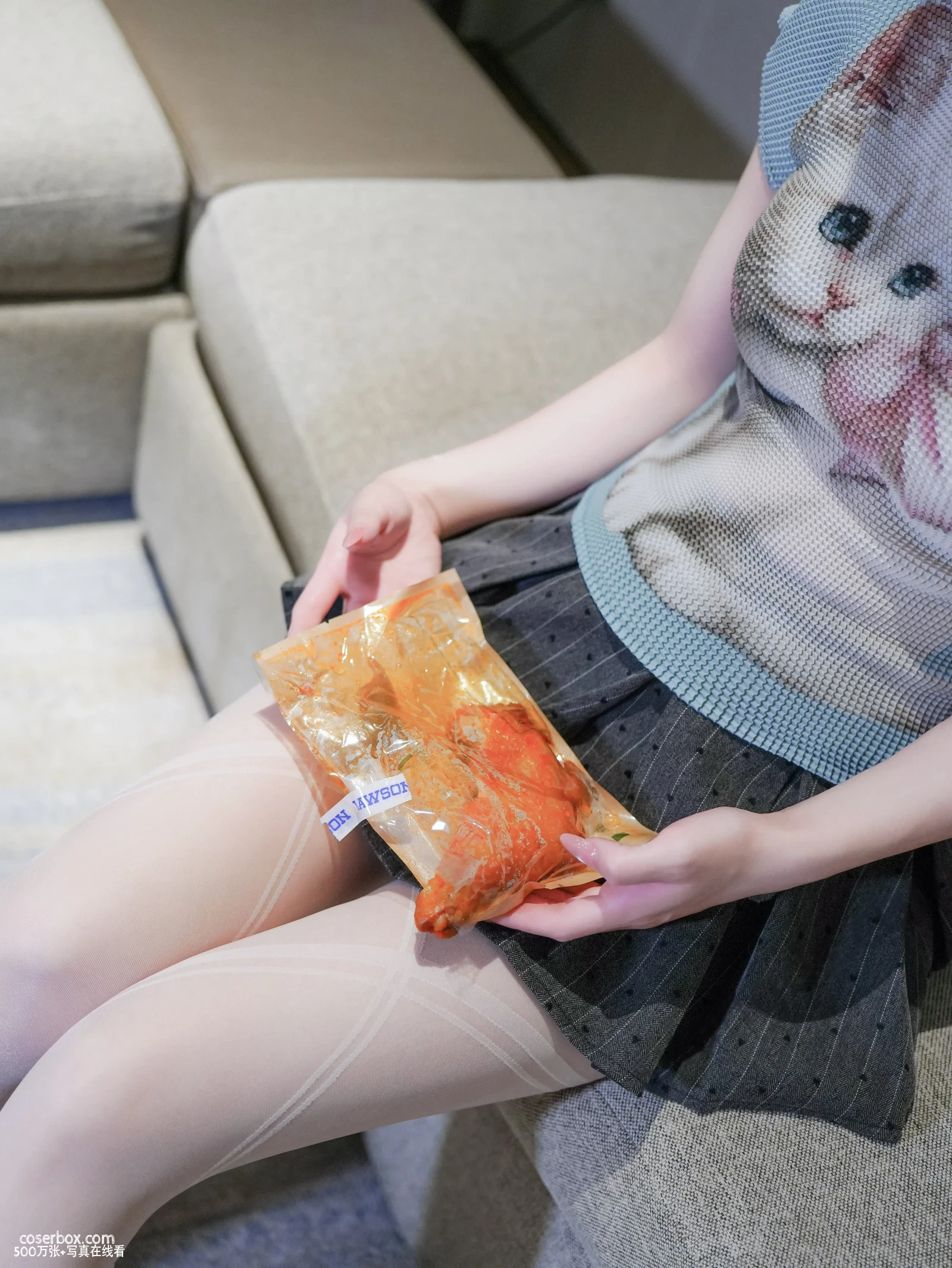 汁汁 2025.11.09 内购私拍 - 在线看可下载原图