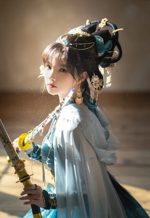 谢安然 2025.11.15 大漠吹烟若缈 - 在线看可下载原图