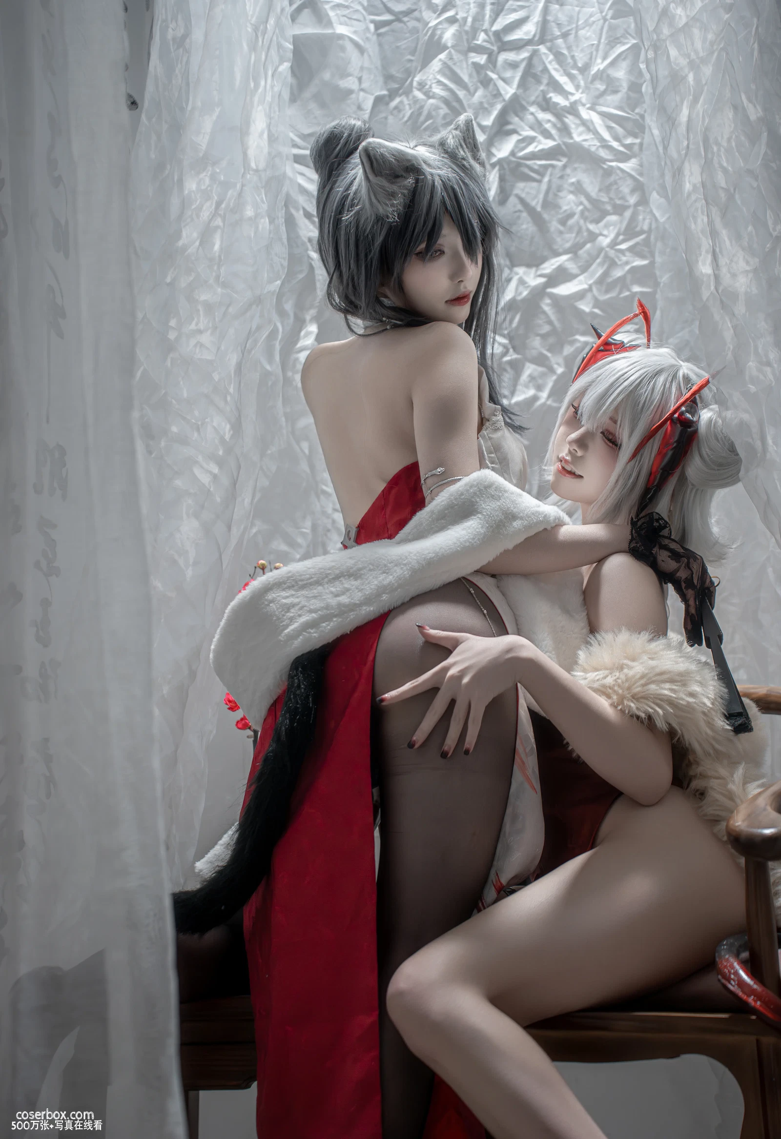 纸悦Etsu_ko 2025.11.20 明日方舟黑&w新春旗袍双人 - 在线看可下载原图