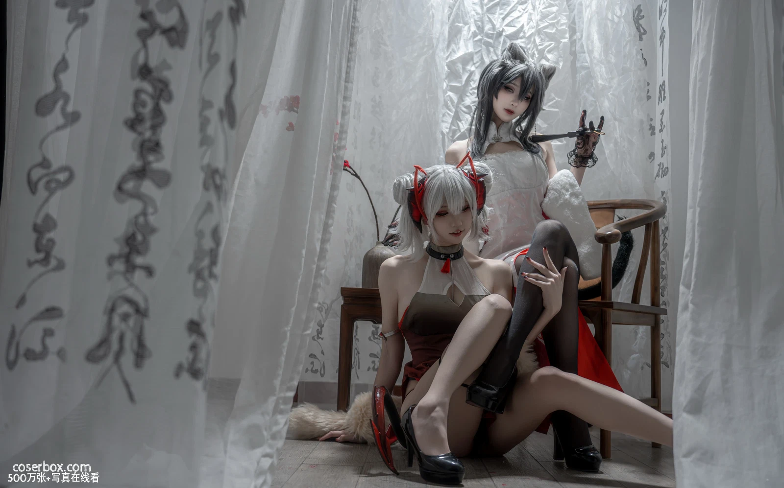 纸悦Etsu_ko 2025.11.20 明日方舟黑&w新春旗袍双人 - 在线看可下载原图