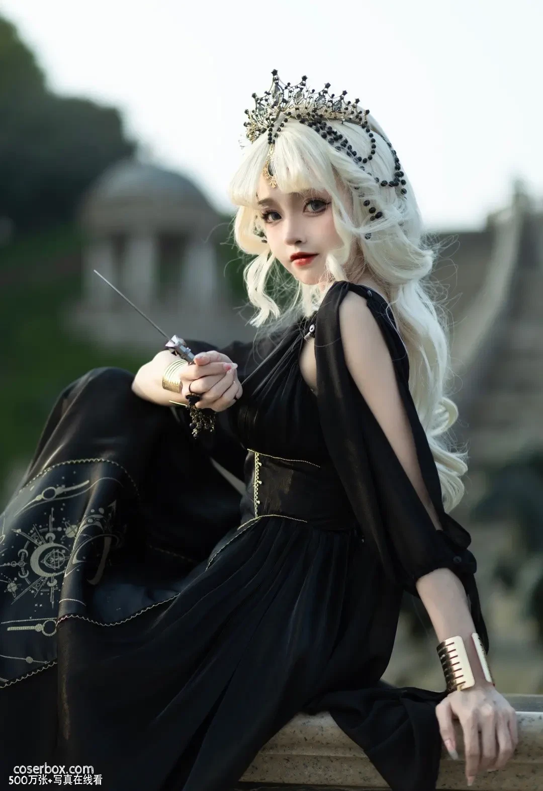 云知笑 2025.11.26 荷鲁斯 - 在线看可下载原图