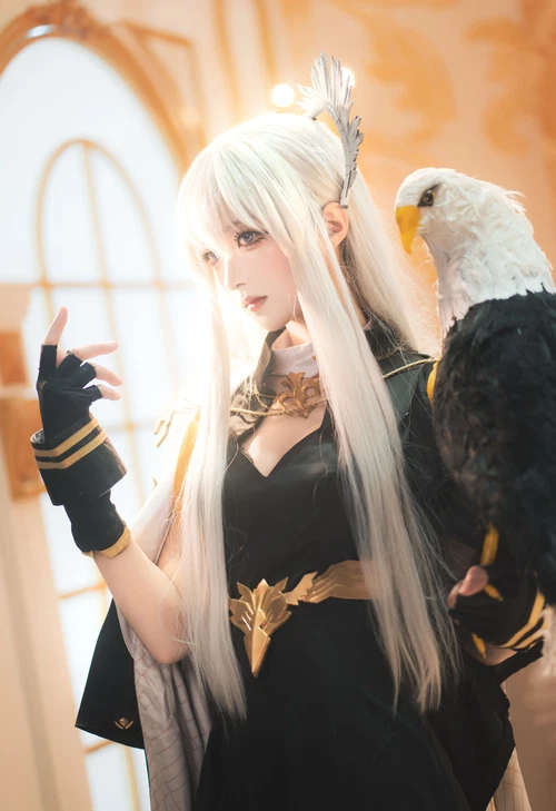 艺知昭昭 2025.11.24 企业换装 英雄的礼服 - 在线看可下载原图