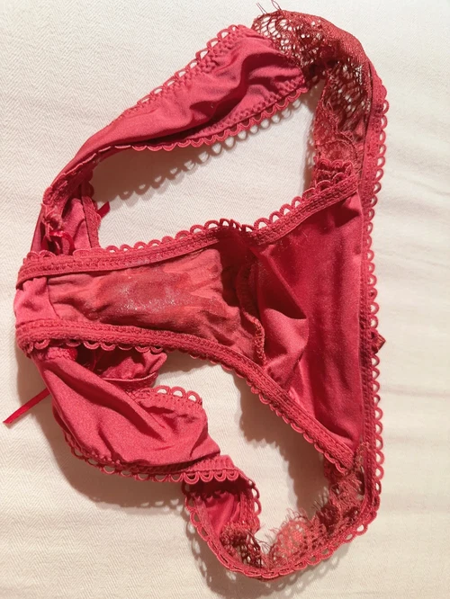 布丁大法 2025.11.28 Perohub-6月订阅-6-湿湿的内裤 - 在线看可下载原图