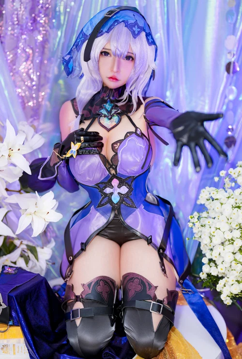 Potato Godzilla 2025.11.30 Black Swan 星穹铁道黑天鹅 - 在线看可下载原图