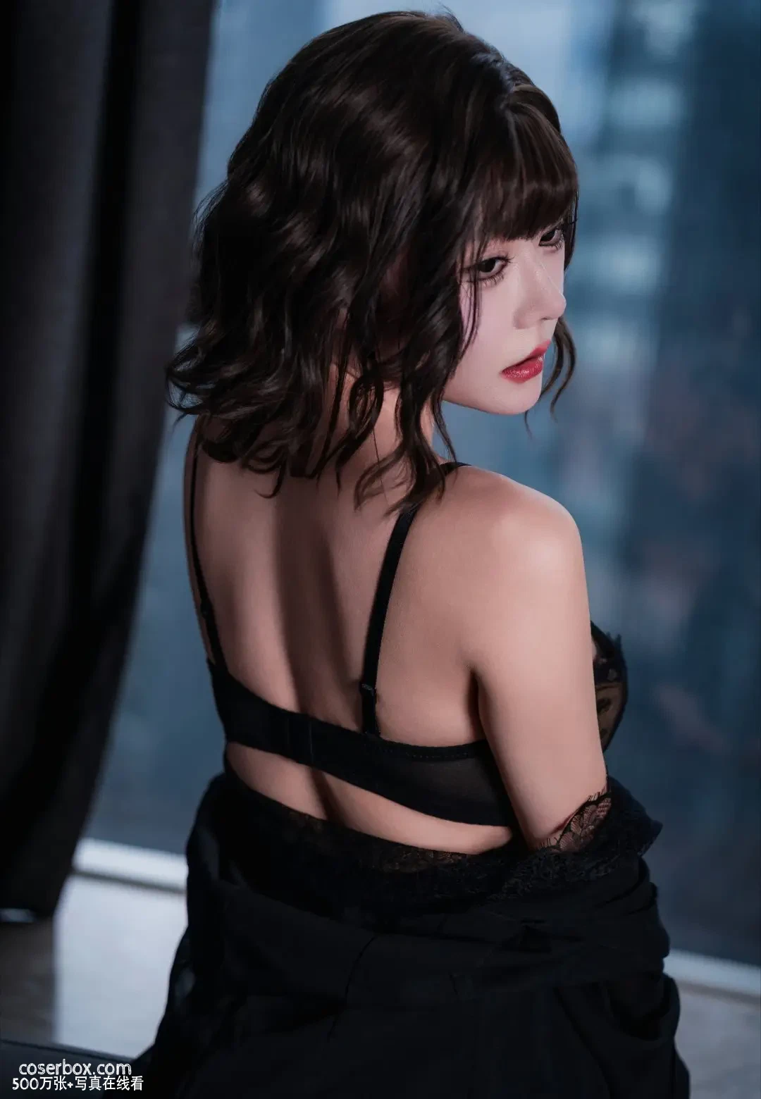 香草喵露露 2025.12.03 摄影会返图 黑丝甜美御姐 - 在线看可下载原图