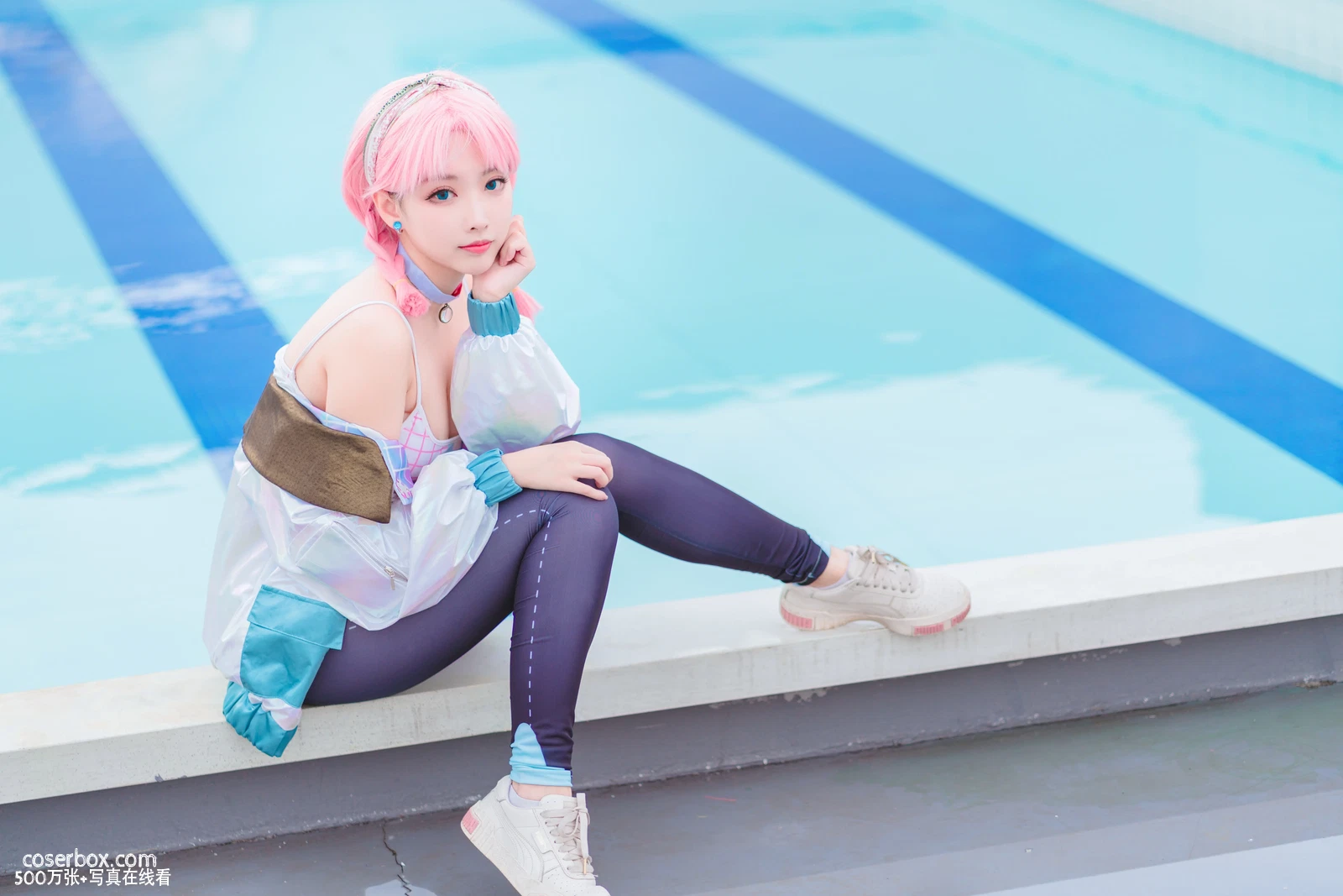 宫本桜 2025.12.04 蓝毒 - 在线看可下载原图