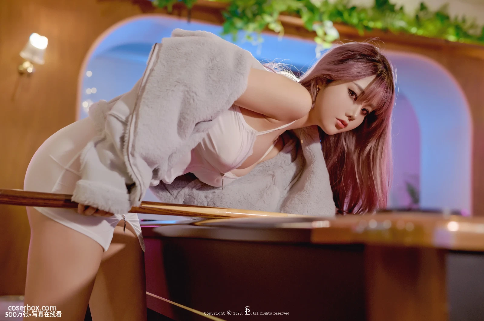 Yuna 2025.12.07 See-through Part 2 - 在线看可下载原图