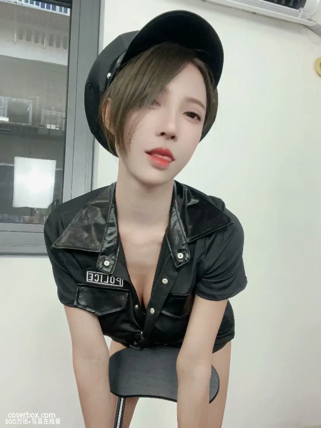 大鹅炖蘑菇 2025.12.13 舰长福利大礼包 - 在线看可下载原图