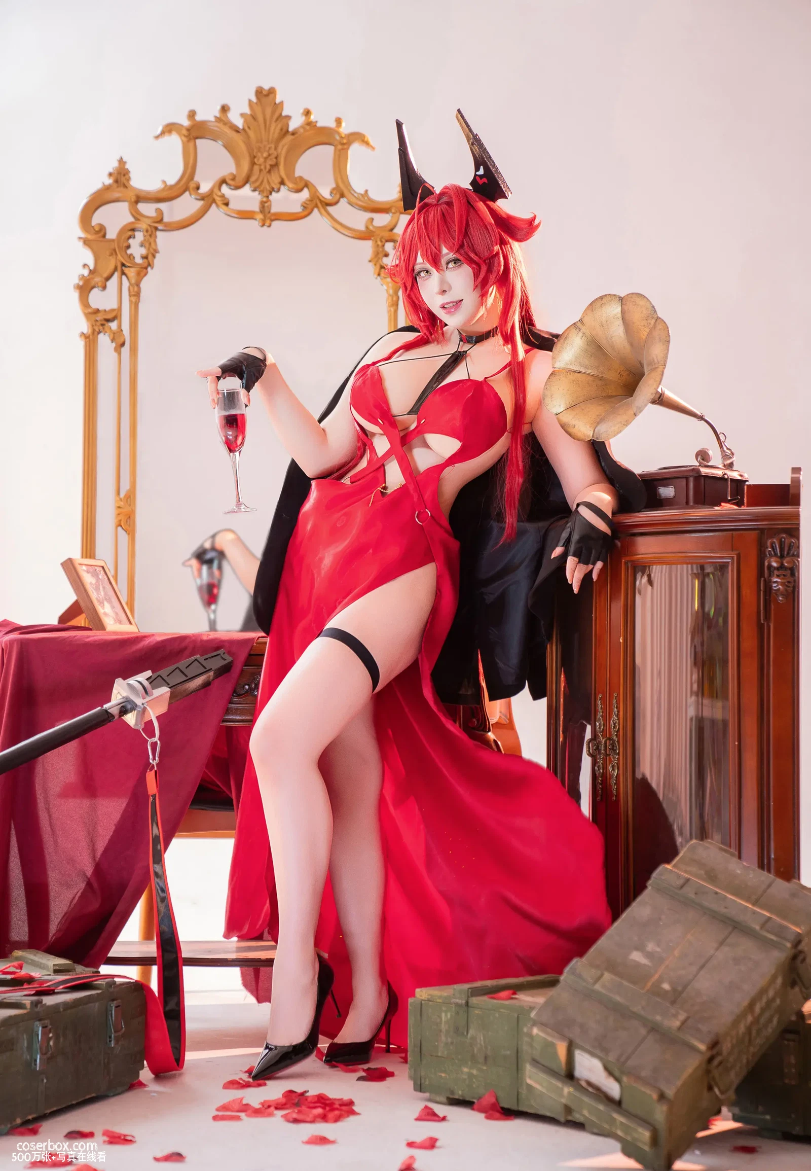 LoveHimeking 2025.12.16 小红帽 - 在线看可下载原图