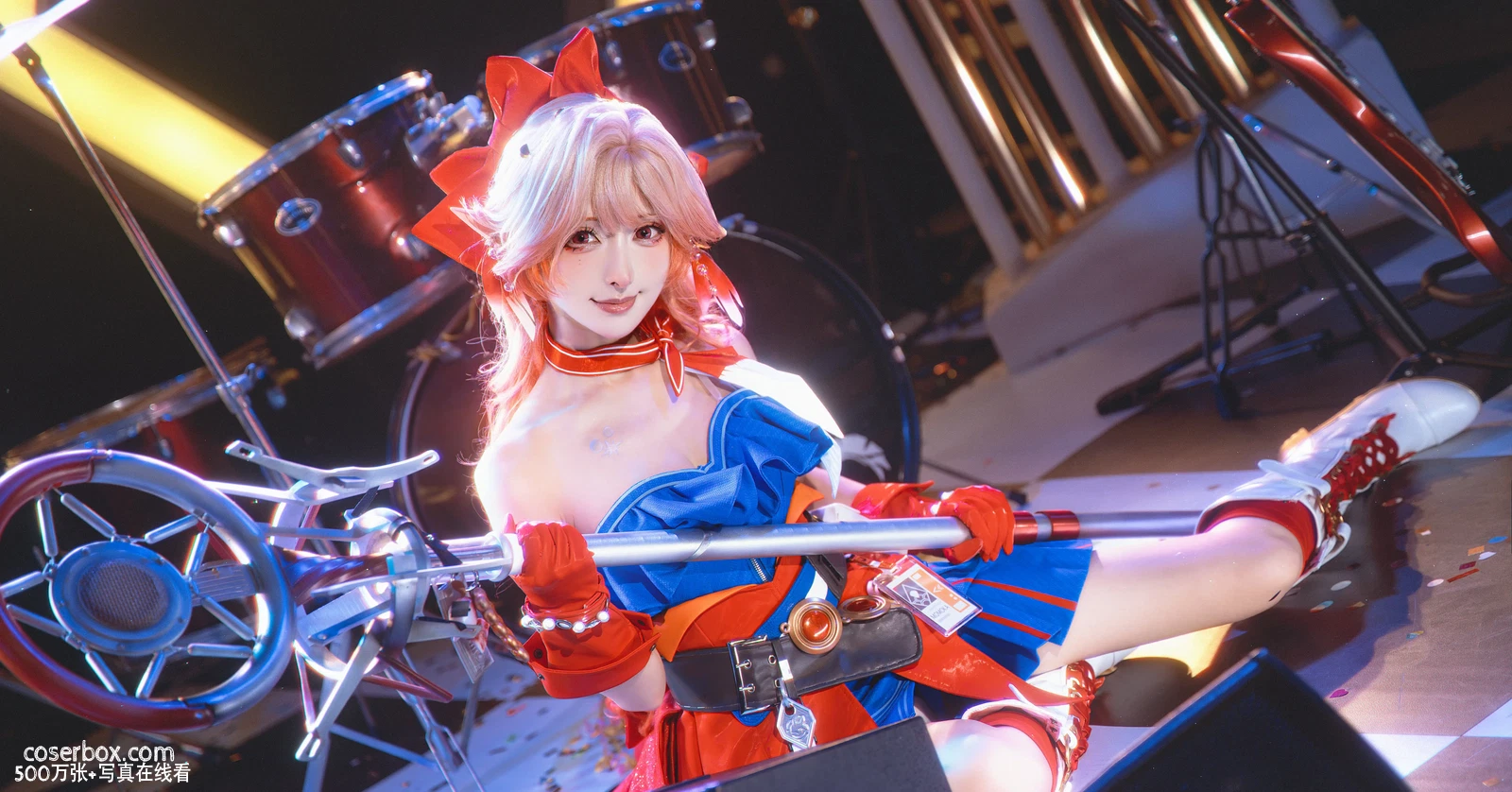 紫氯氯 2025.12.25 明日方舟遥 - 在线看可下载原图