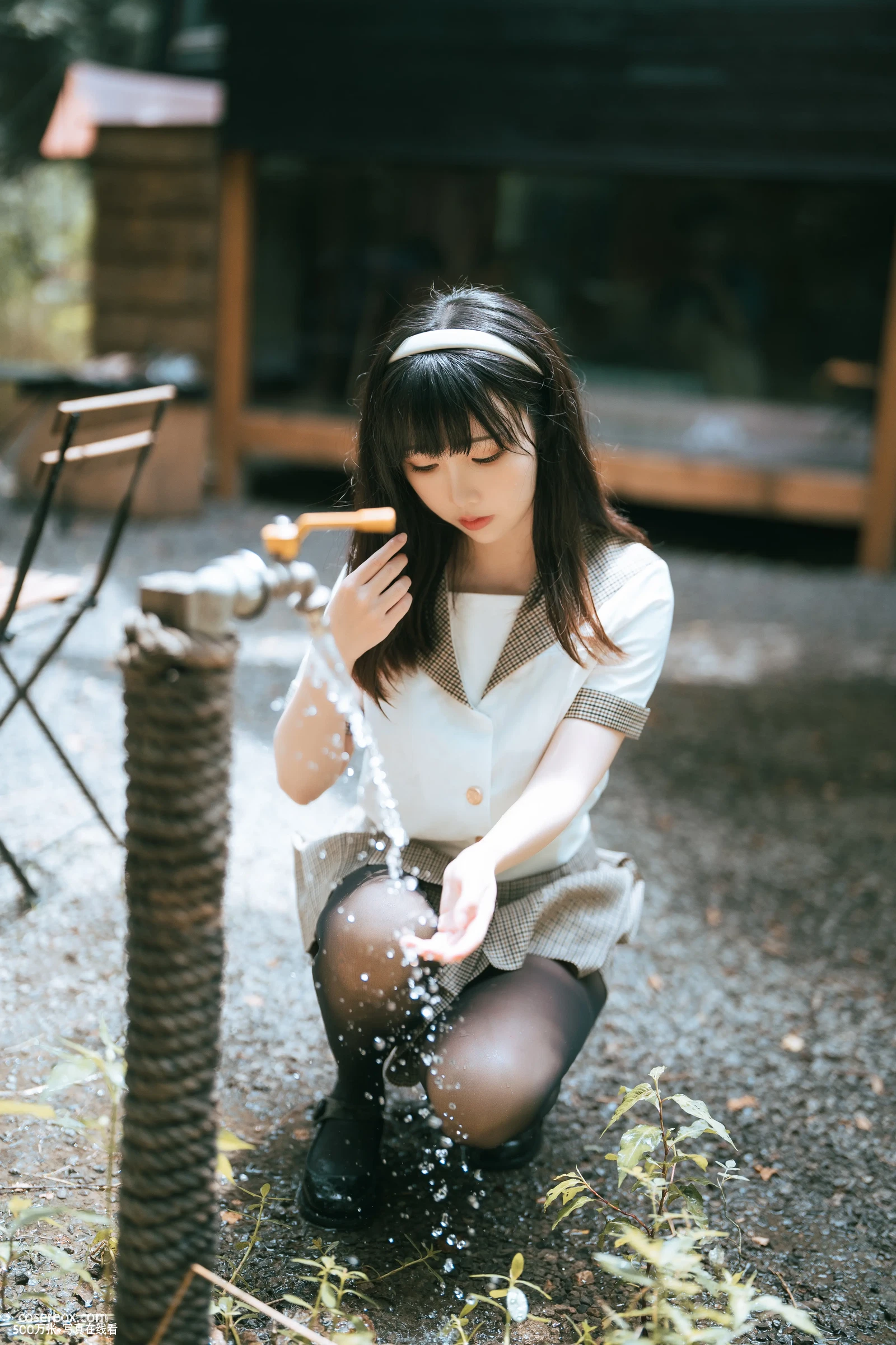 面饼仙儿 2025.12.29 黑丝露营JK - 在线看可下载原图