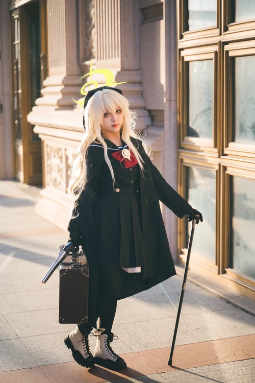 矢量鱼 2026.01.01 笑面教授 - 在线看可下载原图