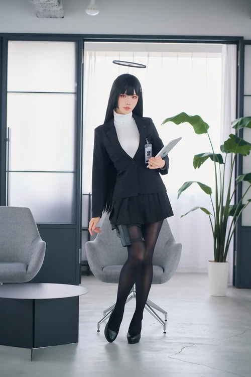 ElyEE子 2025.12.30 Patreon Tsukatsuki Rio 調月莉音 - 在线看可下载原图