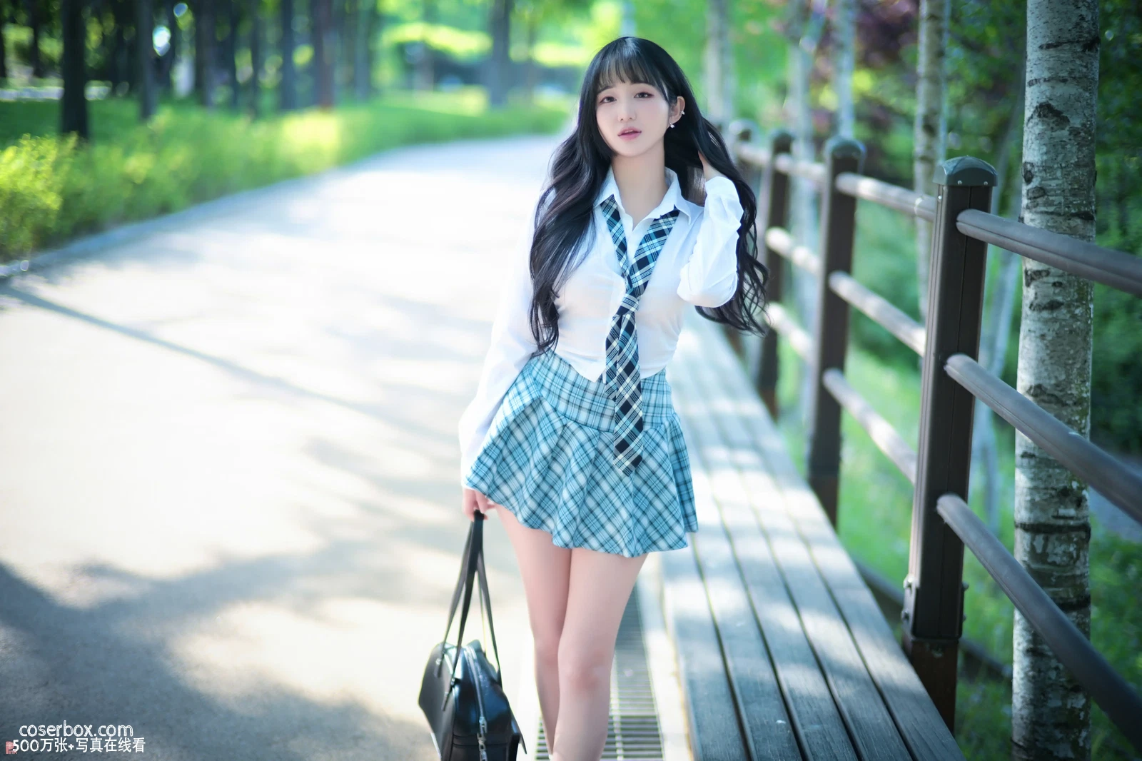 LeeheeExpress 2026.01.02 Sunshine 阳光女孩 - 在线看可下载原图