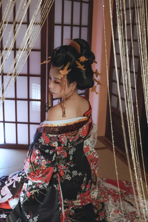 无颜小天使 2025.01.05 花魁 - 在线看可下载原图