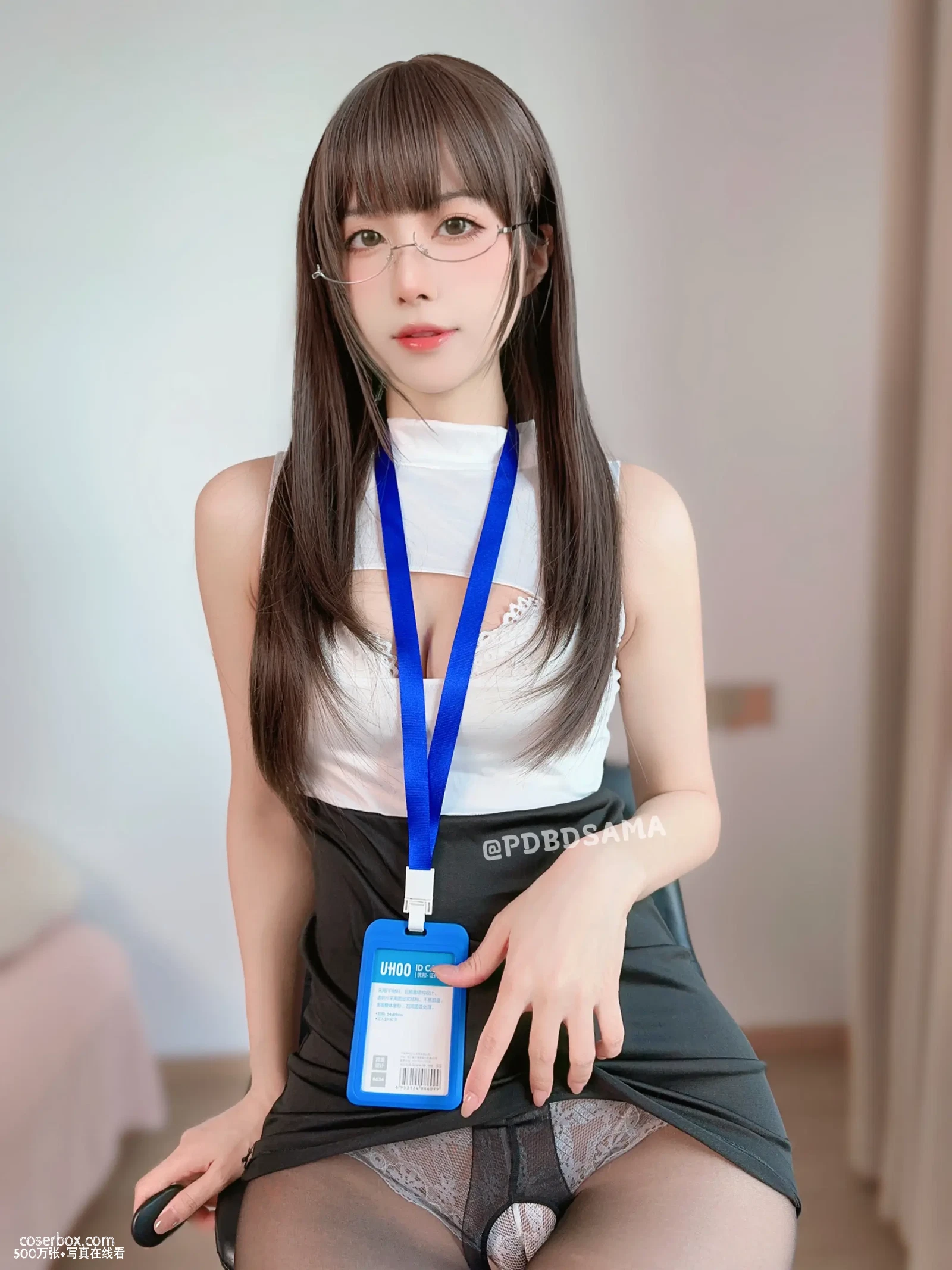 布丁大法 2026.01.08 Perohub-12月订阅-1-职员 - 在线看可下载原图