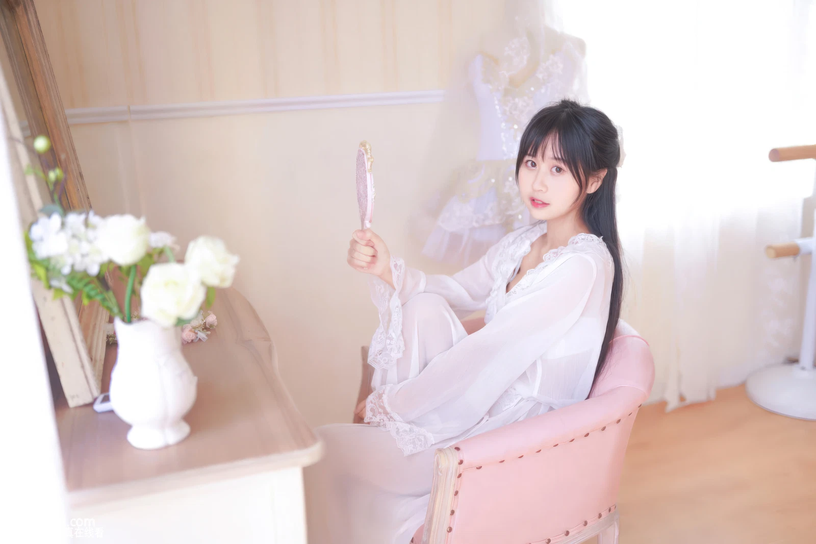 萌芽儿 2026.01.10 白茶清欢 - 在线看可下载原图